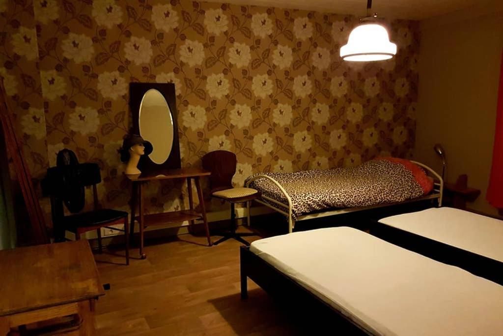 Vakantiewoning In Mol Centrum Met Eigen Bar "Casacuriosa" Exteriér fotografie